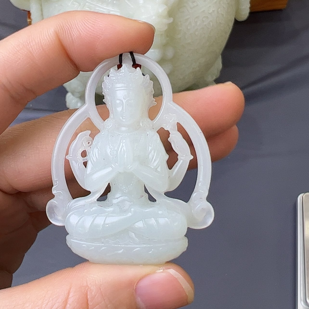【闪购商品】和田玉挂件未镶嵌四臂观音