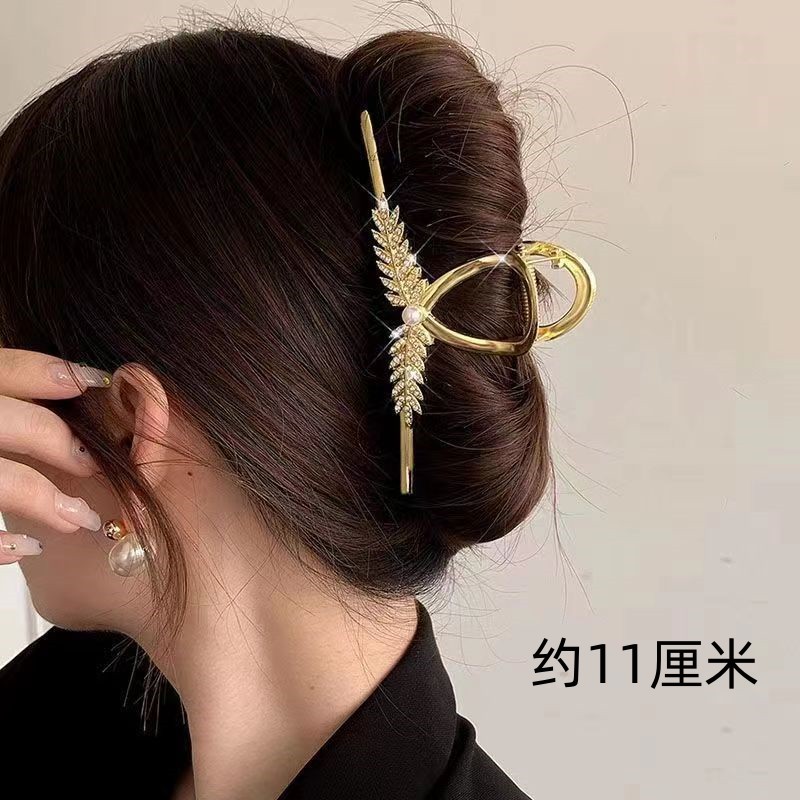 五金女孩2023网红麦穗抓夹简约ins鲨鱼夹金色百搭优雅轻奢大抓夹