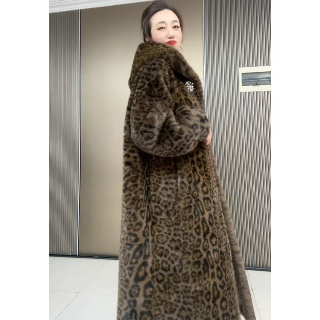 富益大姐大【单件大衣】9824 冬季气质时尚女装长款保暖外套大衣