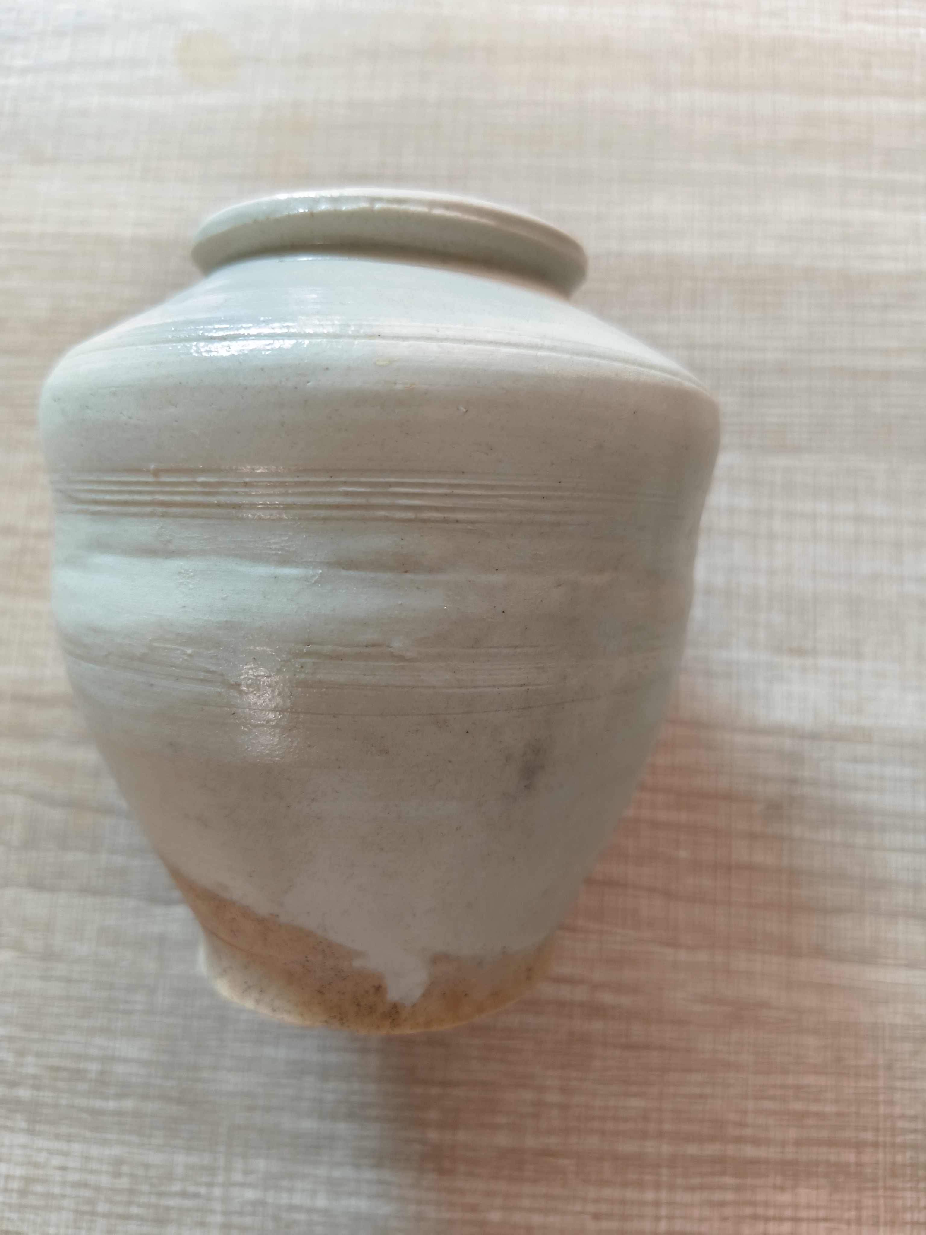 景德镇窑白釉小罐