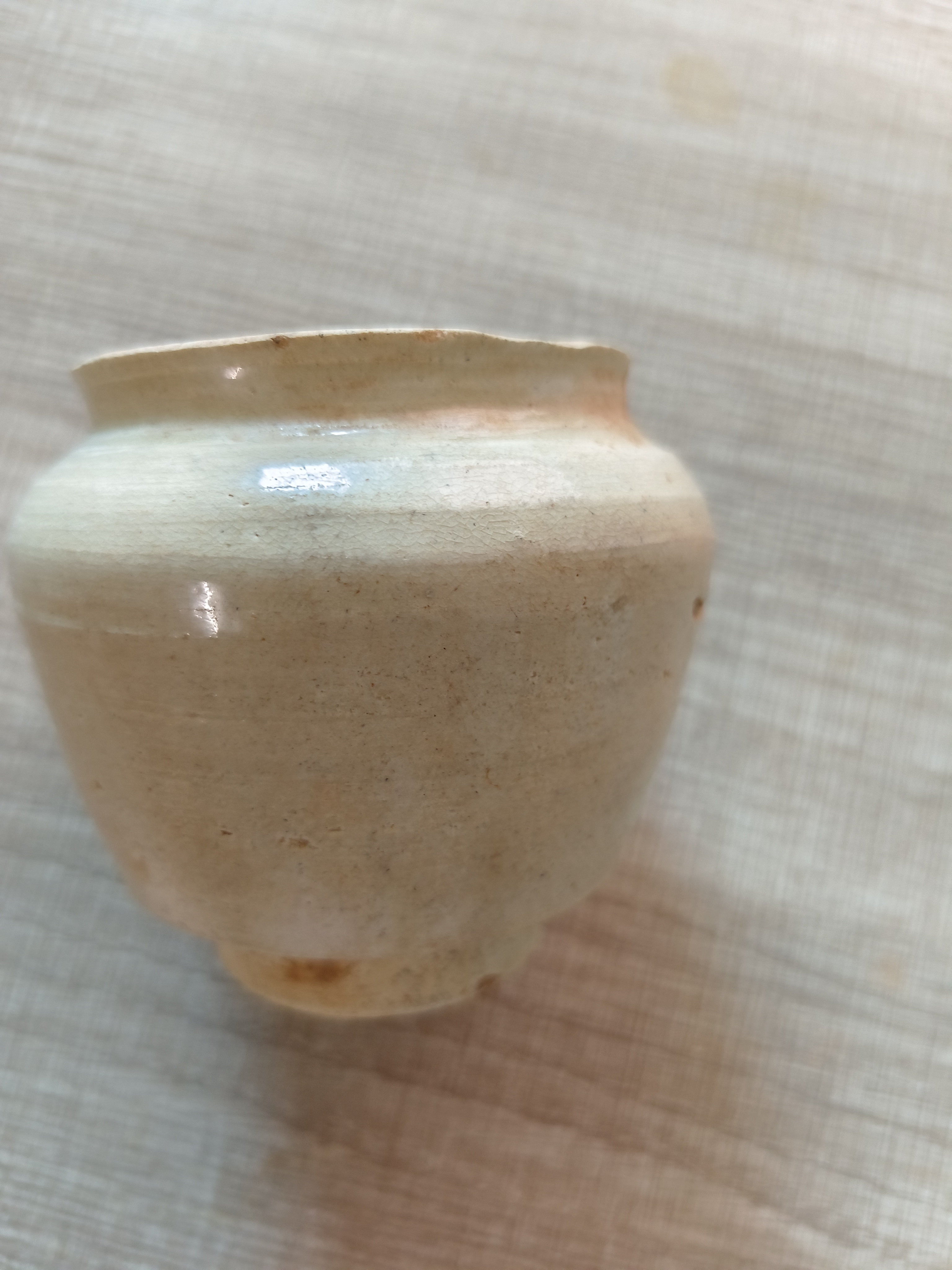 景德镇窑青白釉小罐