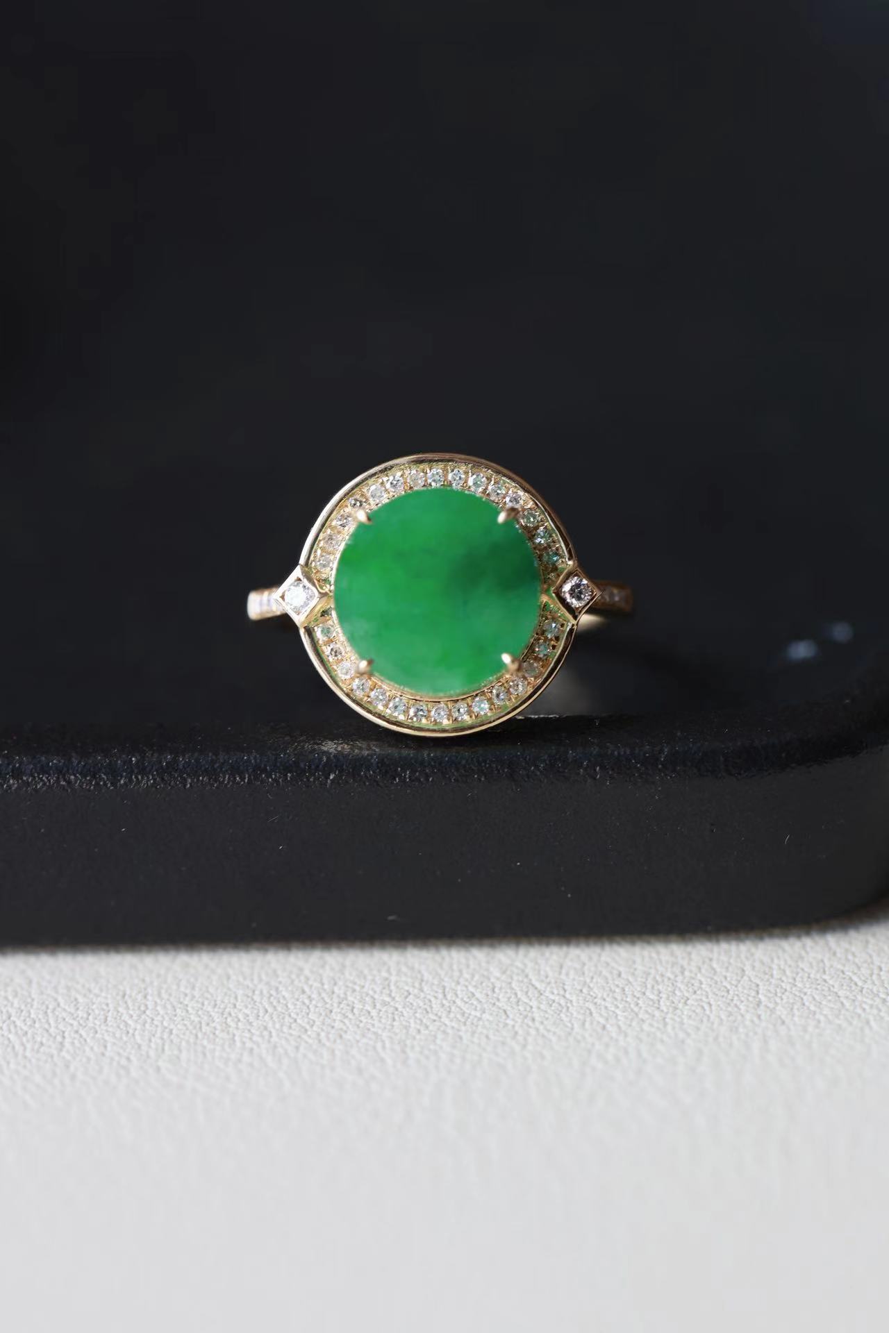 双十一18k金镶钻石冰绿翡翠圆牌戒指气质时尚精致轻奢满钻精美