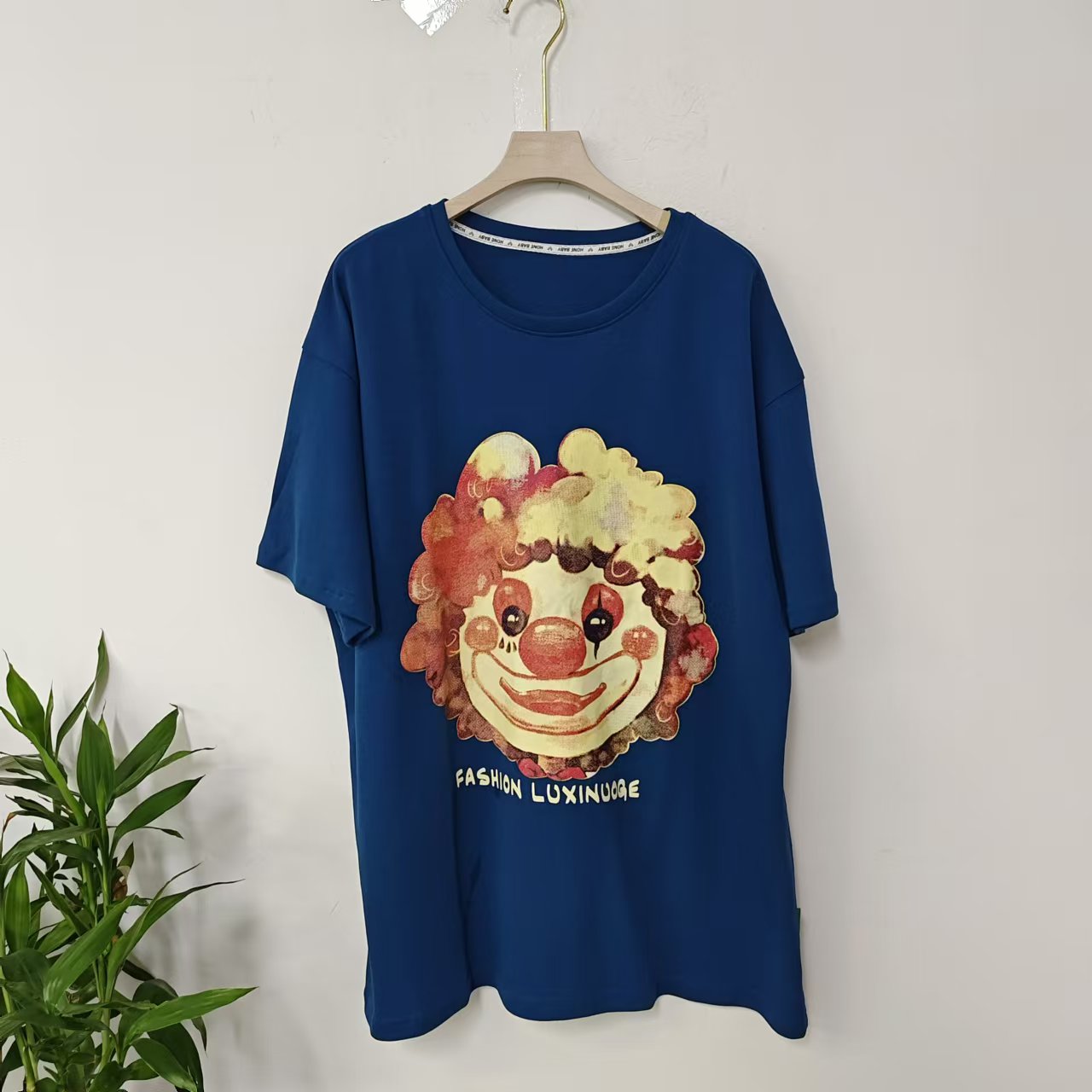 8905新款正肩卡通小丑印花短袖T恤女宽松洋气百搭休闲上衣