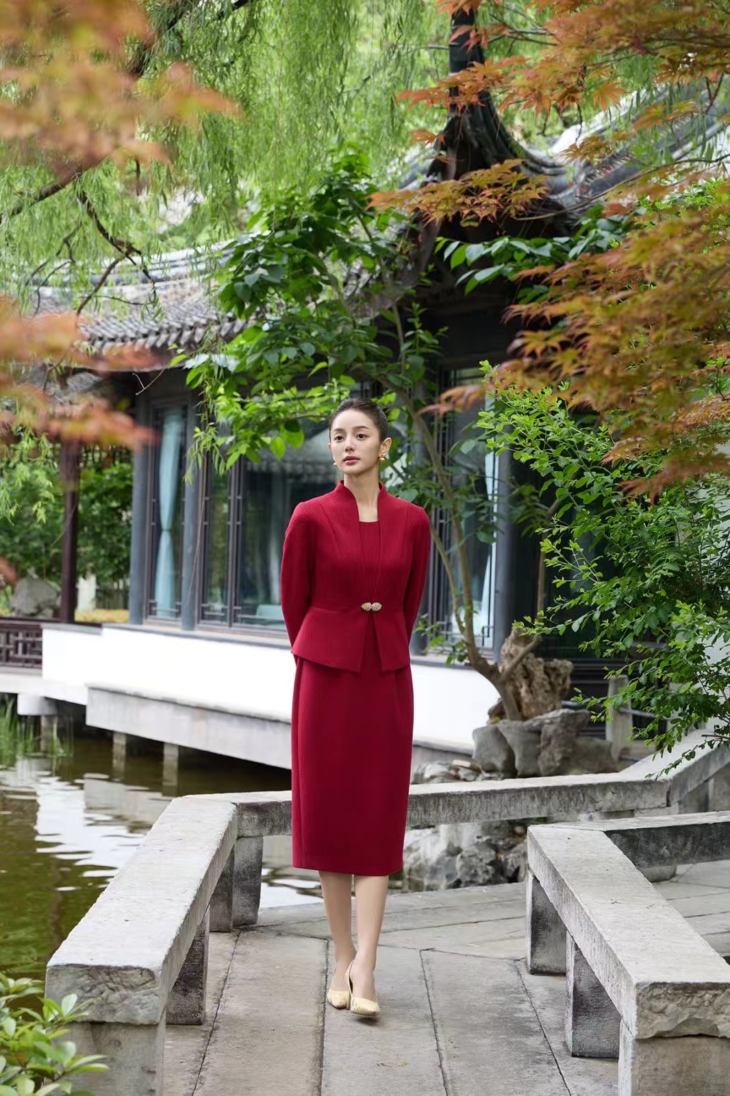 17919朱紫渝酒红色假两件喜婆婆喜妈妈婚宴旗袍礼服敬酒服