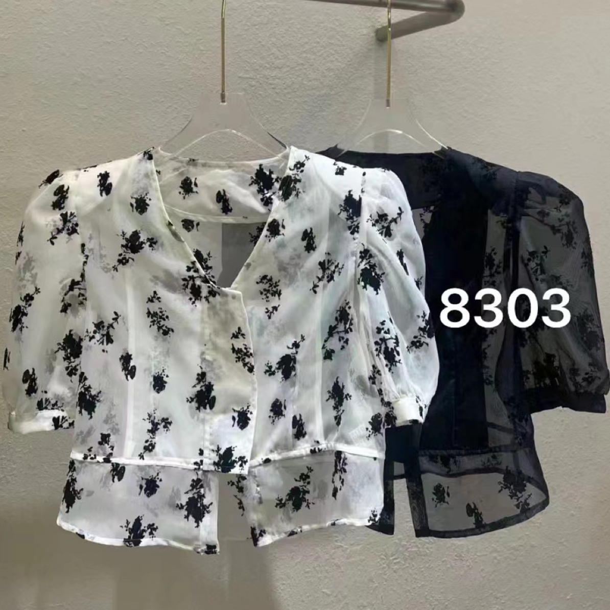 女人屋；欧根纱拼接植绒碎花小外套