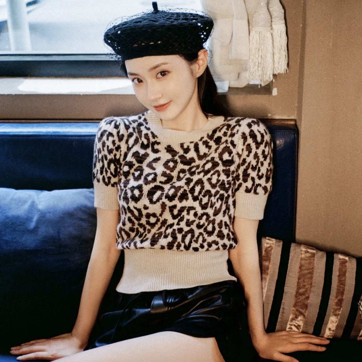 全新未使用 DIOR/迪奥 豹纹针织上衣 40码 00036