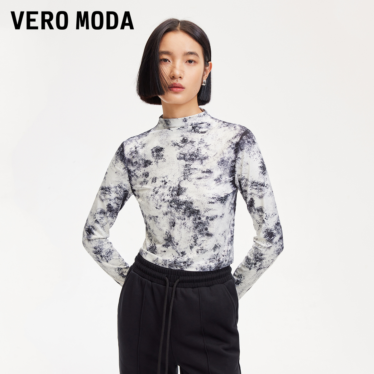 【粉丝专属】Vero ModaT恤肌理感面料晕染满印上衣324402003