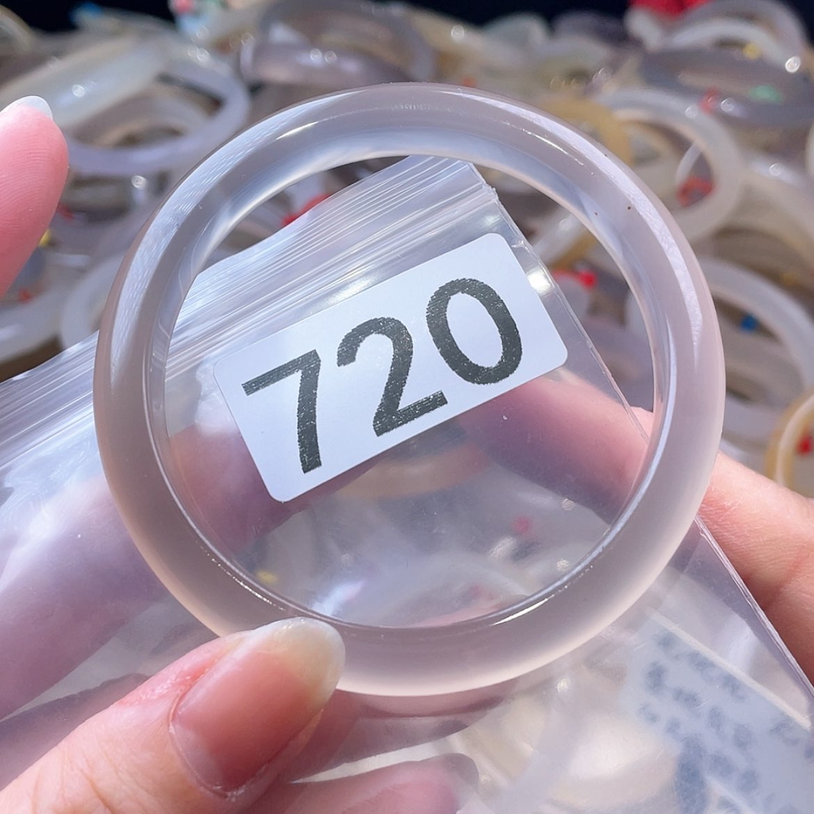 【闪购商品】玛瑙/玉髓手镯未镶嵌