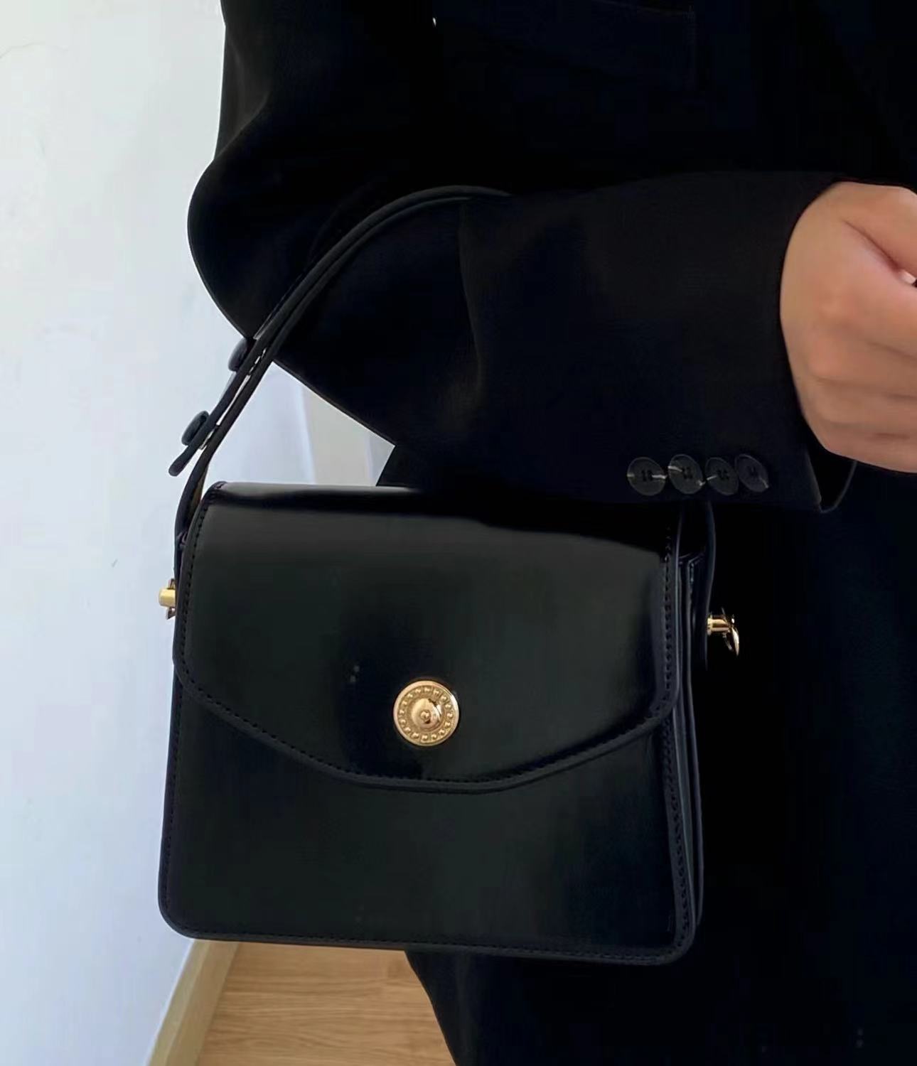 2024新款潮流时尚包高级感洋气单肩包休闲女士