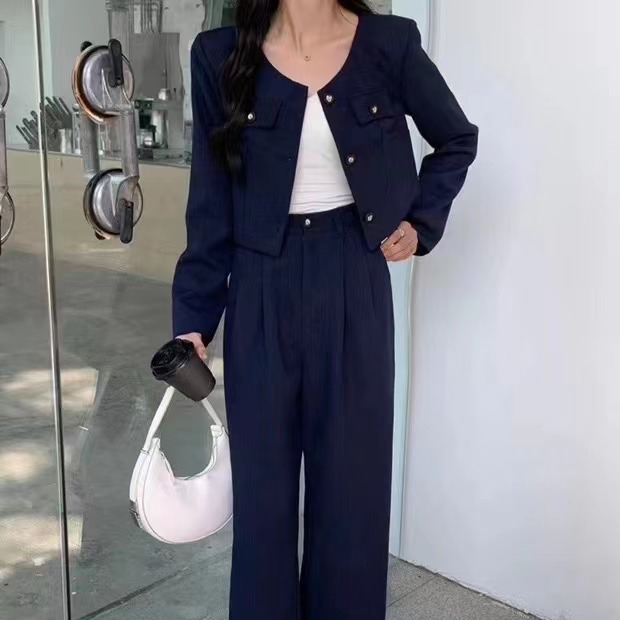 百搭衣服孤品略带瑕疵介意勿拍完美主义者勿拍（孤品清仓NO退NO换）