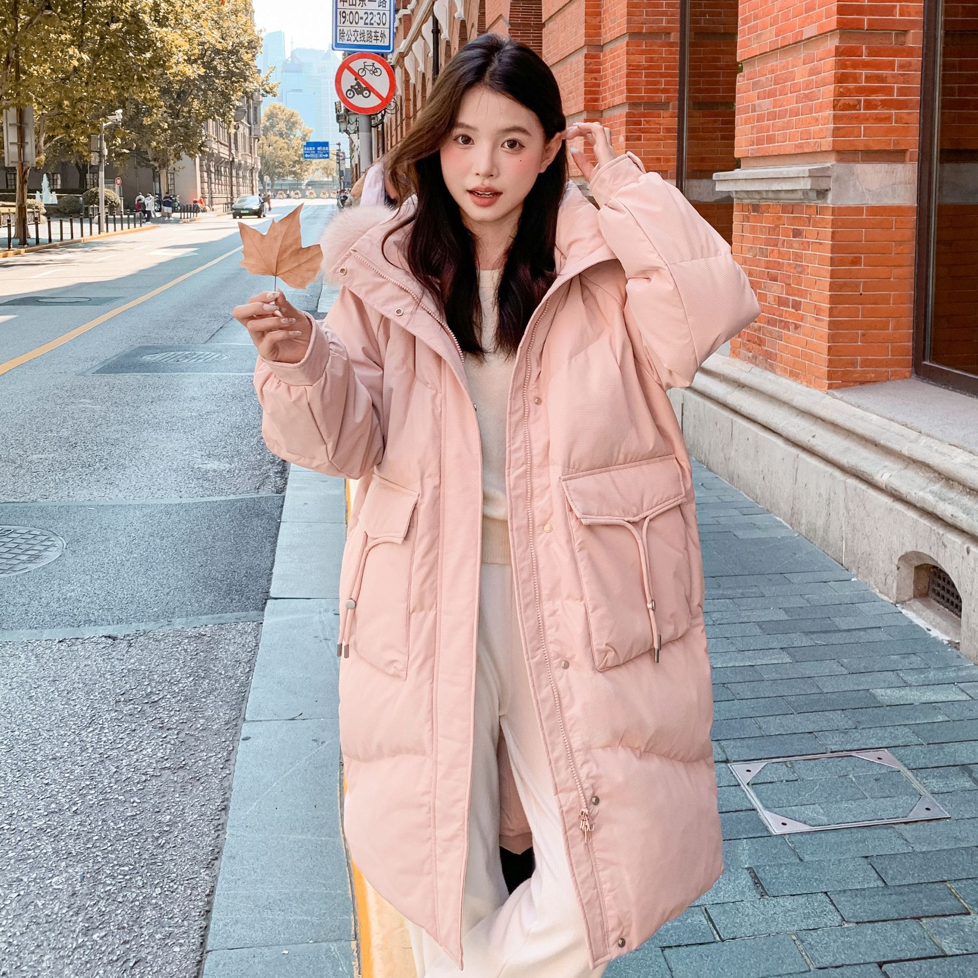 DEJIBVU/大季新款DJ-8823胖mm加肥加大码羽绒服女H版型显瘦冬长款
