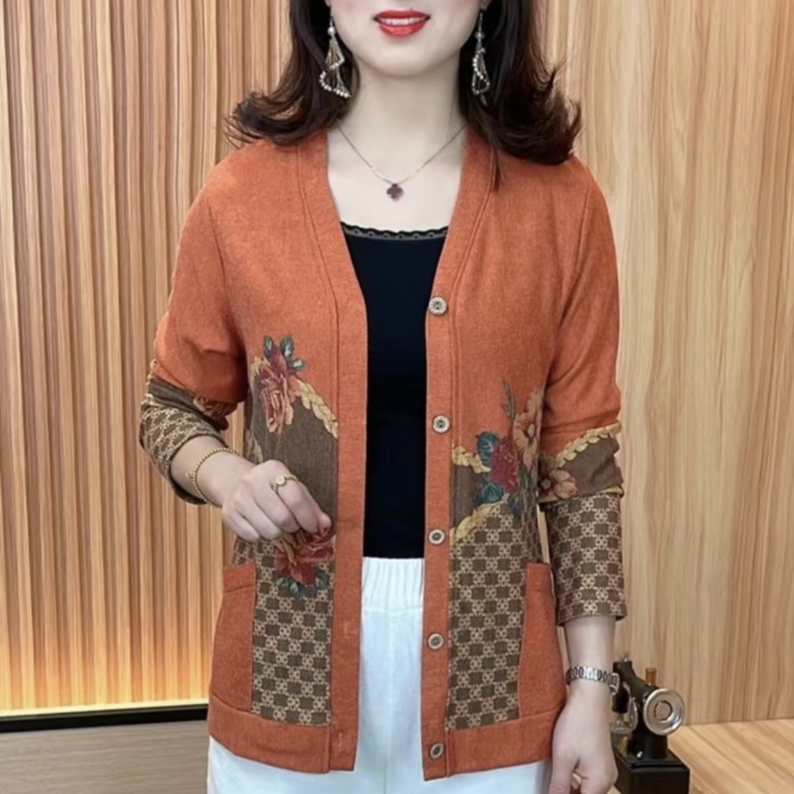 新款时尚百搭洋气妈妈装花色开衫19款长袖休闲春秋外套秋季针织衫