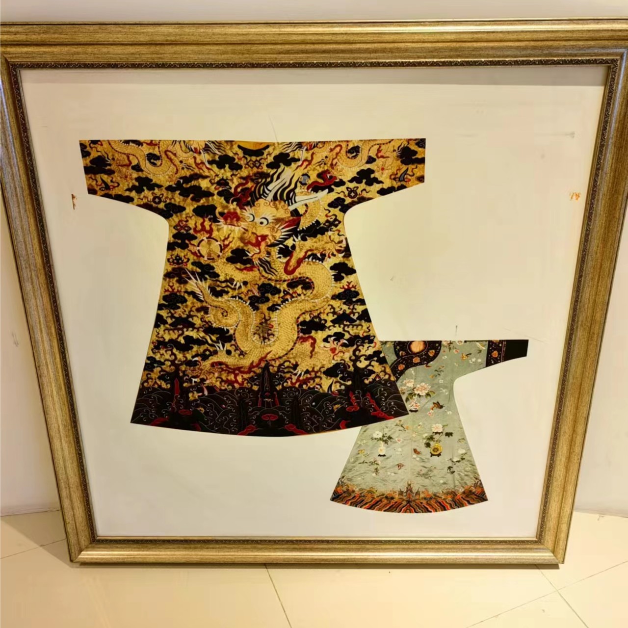 皇帝的新装油画金色