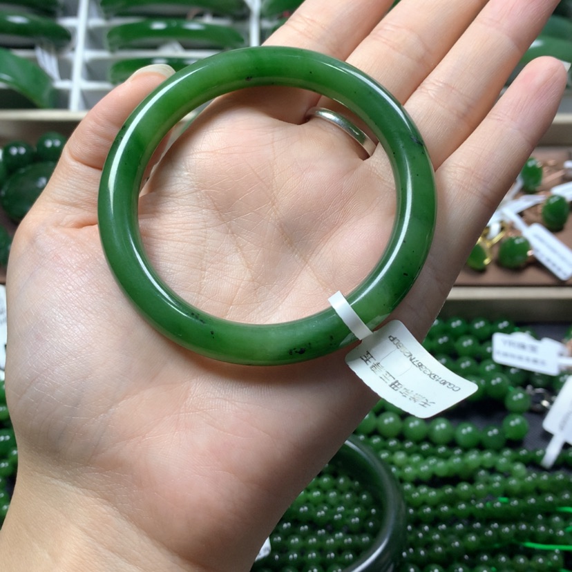 【闪购商品】和田玉（碧玉）手镯未镶嵌56