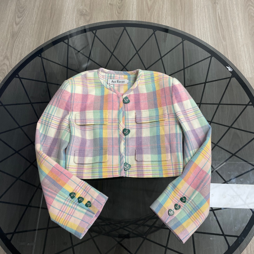 23452-彩色格子短款小香风衬衫外套高腰显瘦百搭喇叭女