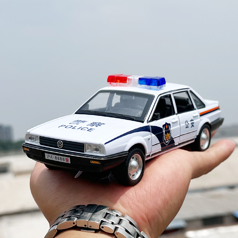 1/24大众桑塔纳警车模型教练车驾校车经典普桑轿车回力声光玩具