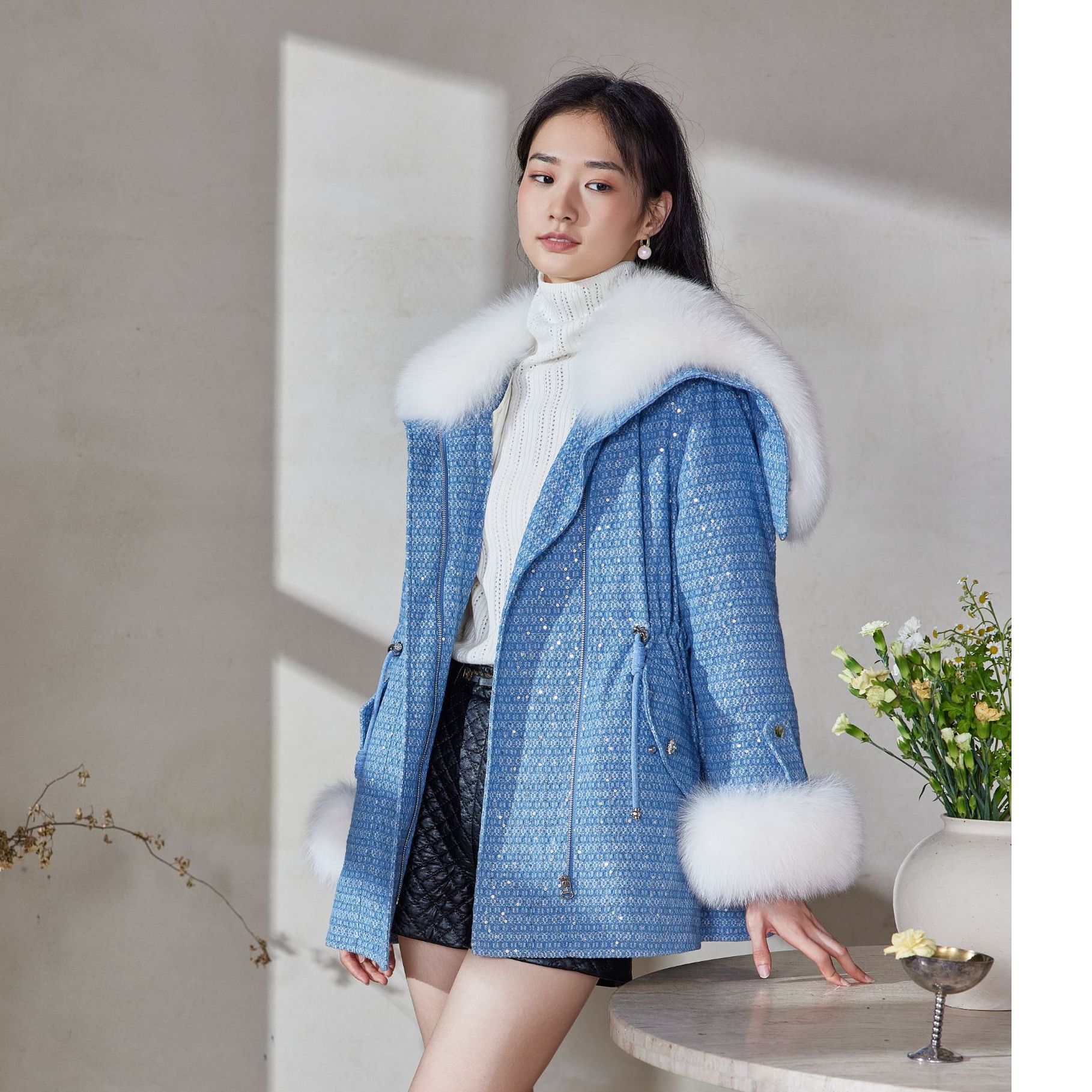 【喜喜】芭依璐珠片编织可脱卸内胆派克羽绒服88Y6072