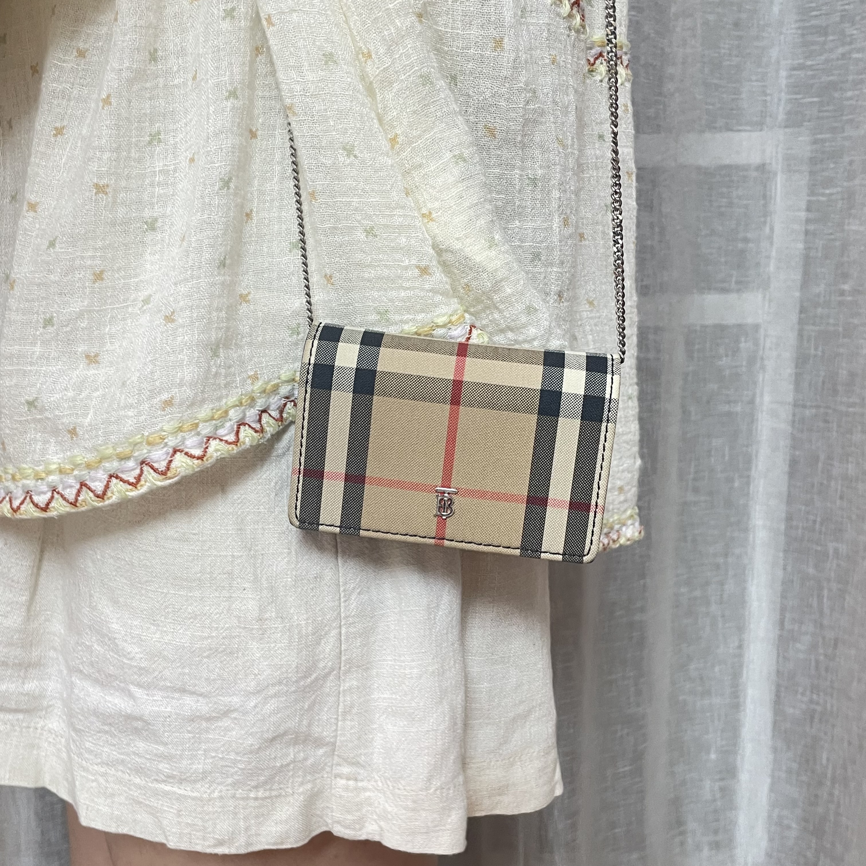 99新 BURBERRY/博柏利 tb格纹链条单肩斜挎零钱包