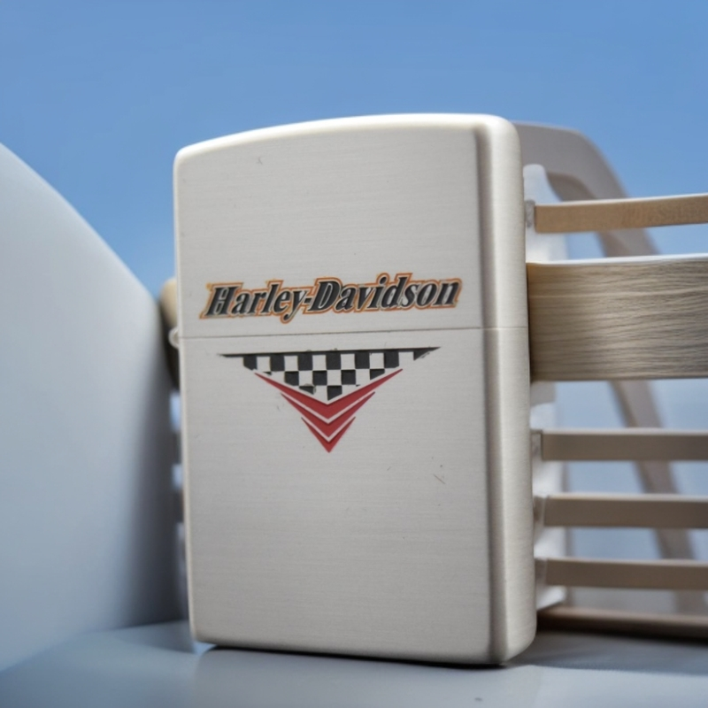 ZIPPO/之宝打火机XF 常规镀银填漆哈雷红围巾 DY9902CY