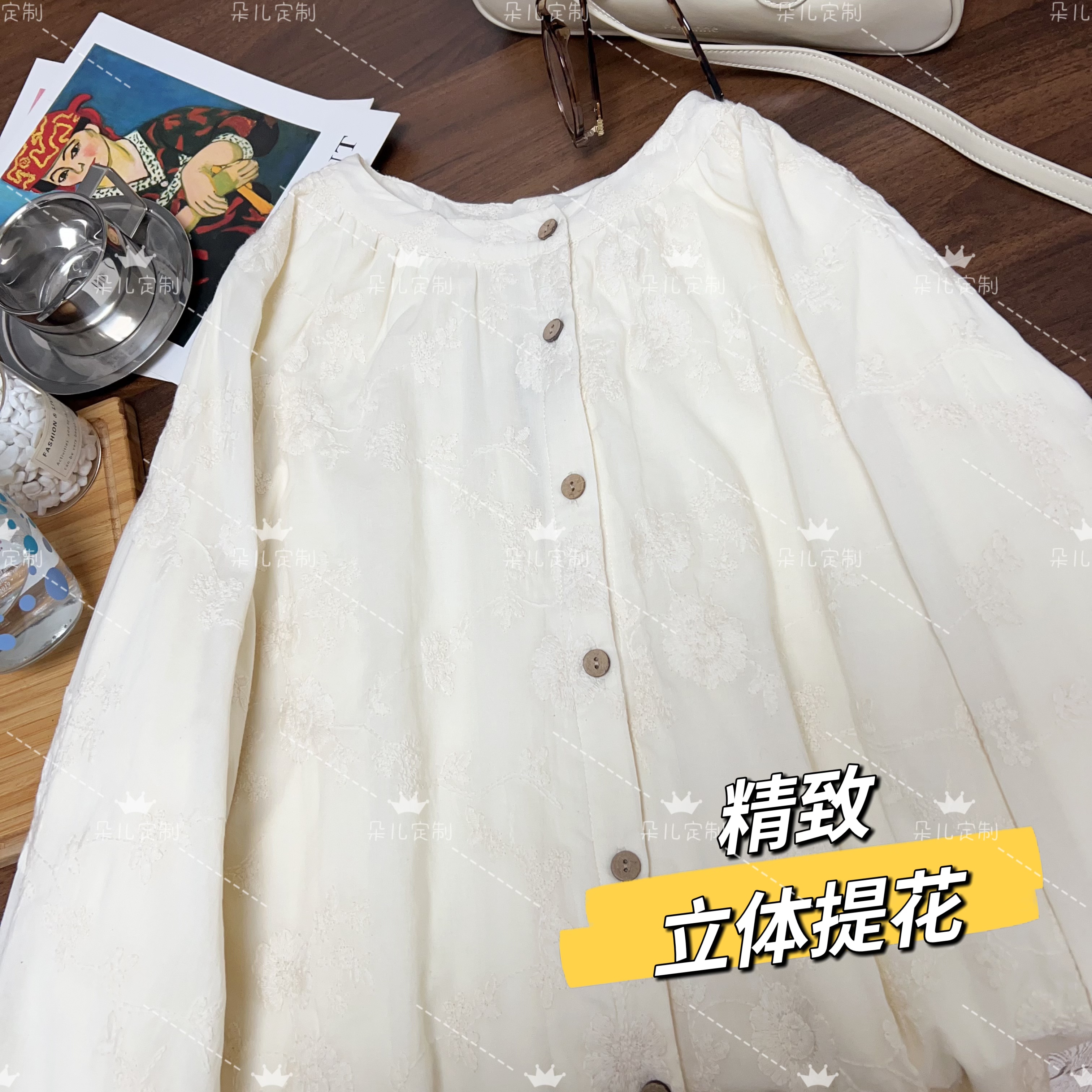 朵儿定制 加绒森女系文艺泡泡袖圆领刺绣衬衣IH27