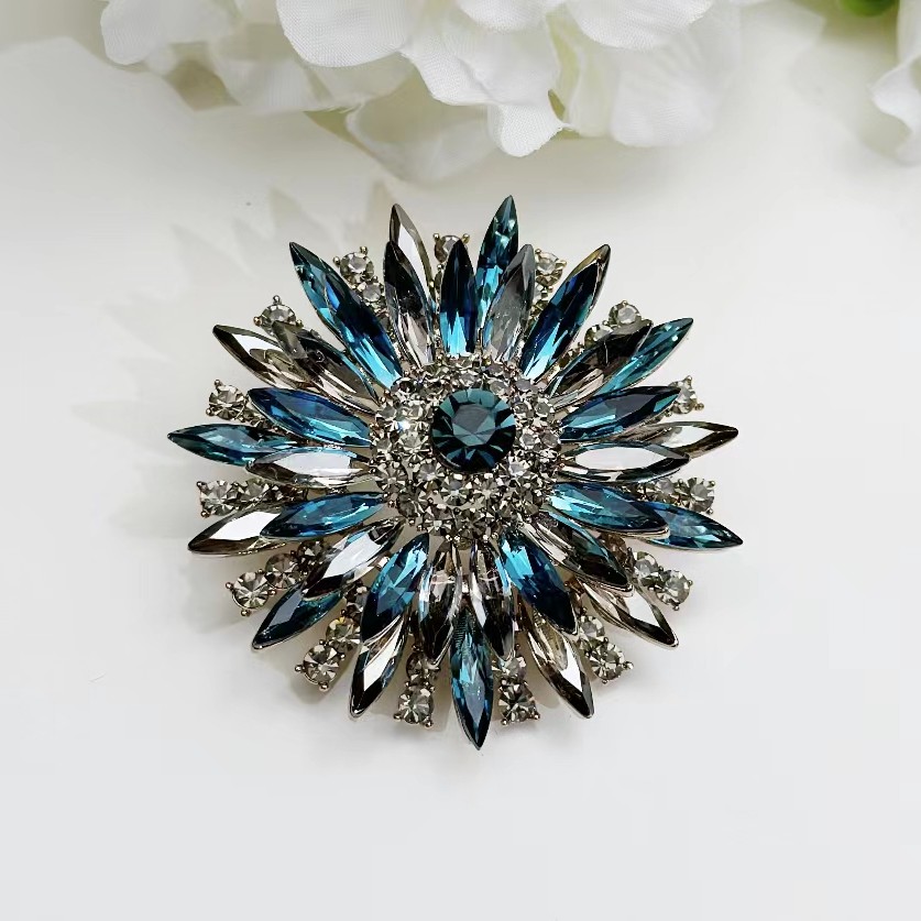 锌合金胸针 GD457璀璨太阳之神《蓝》胸针