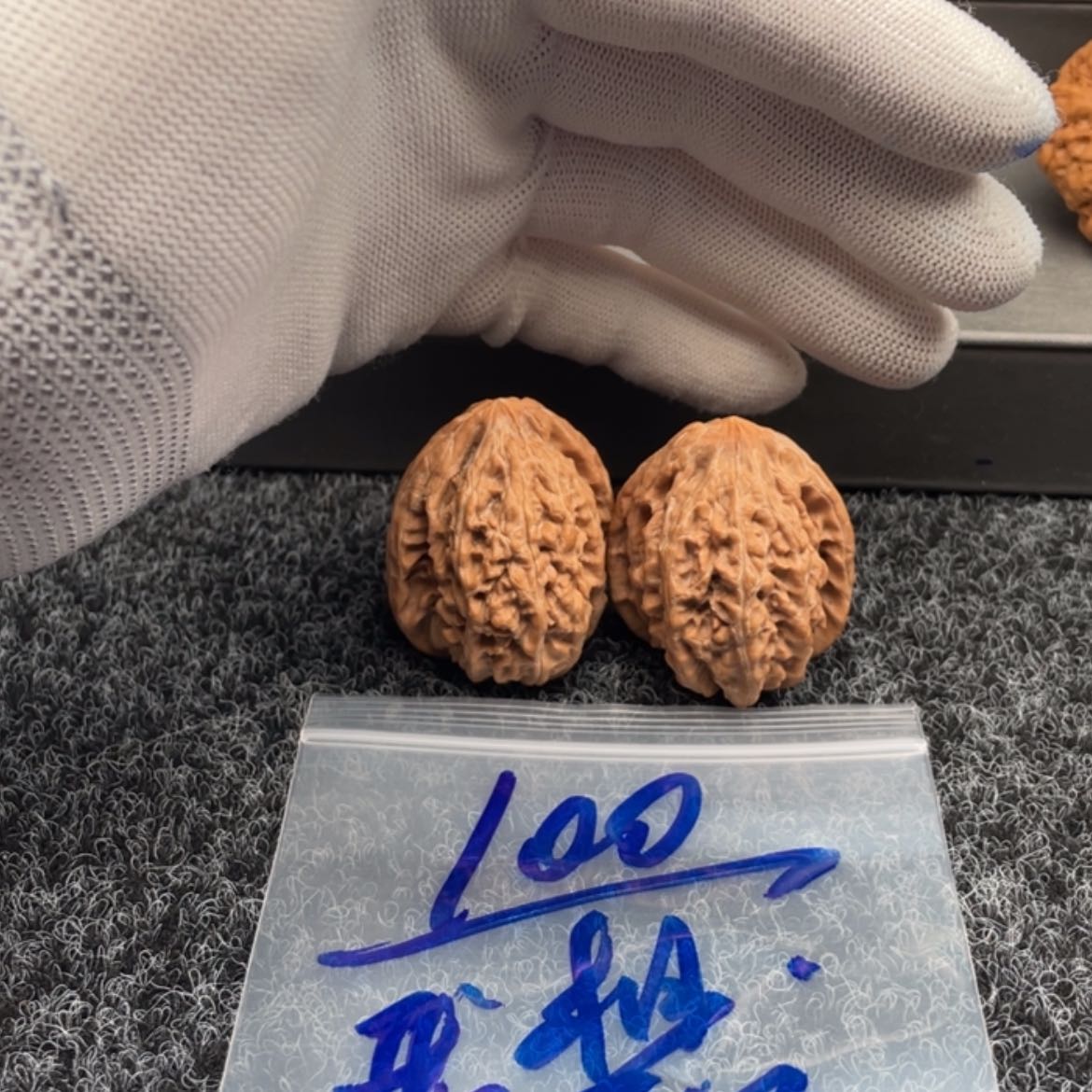【闪购商品】文玩核桃核雕我*、