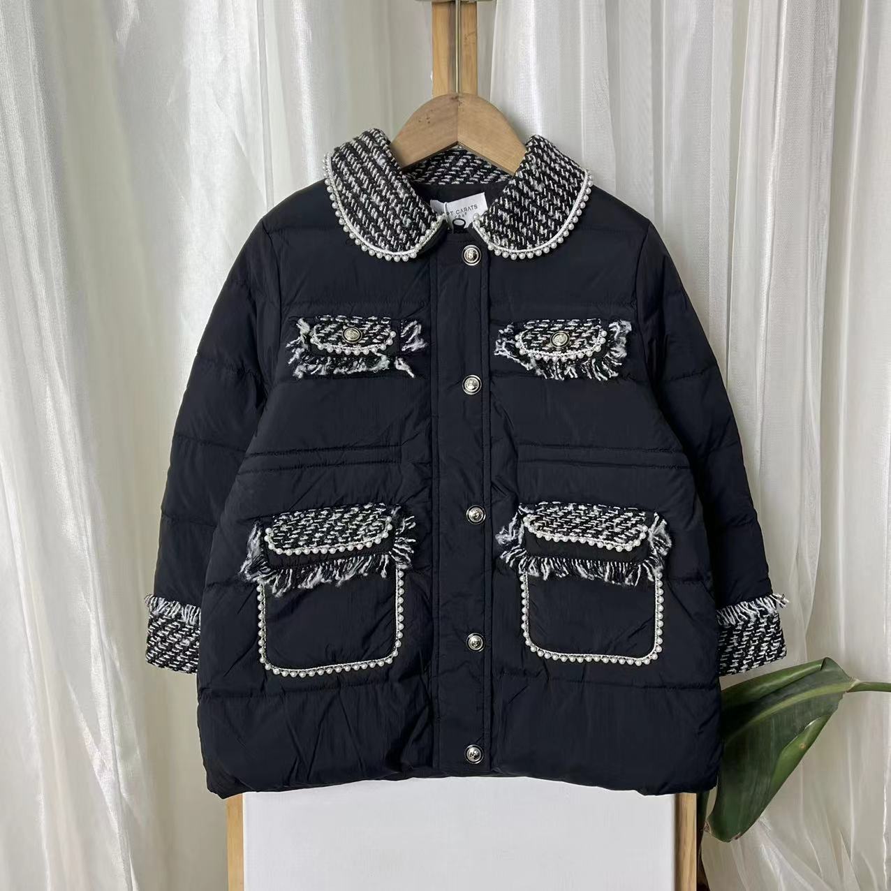 922黑色羽绒服1490