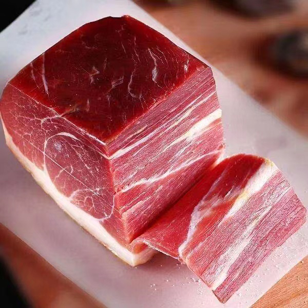 正宗地道宣威农家腌制火腿纯肉300克，合适炒炖，炒菜煲汤散装后腿