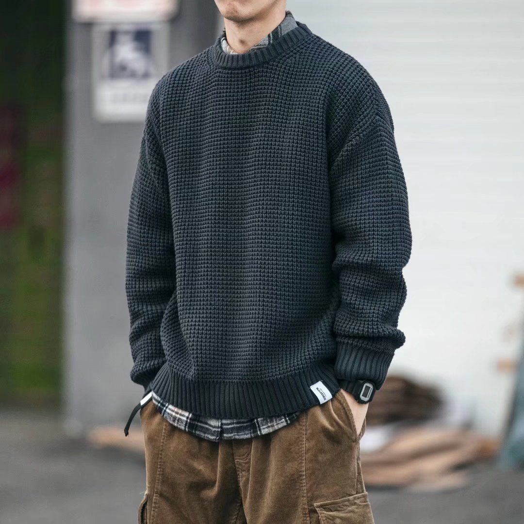 秋冬保暖日系复古圆领毛衣男士新款潮流贴标基础款纯色休闲针