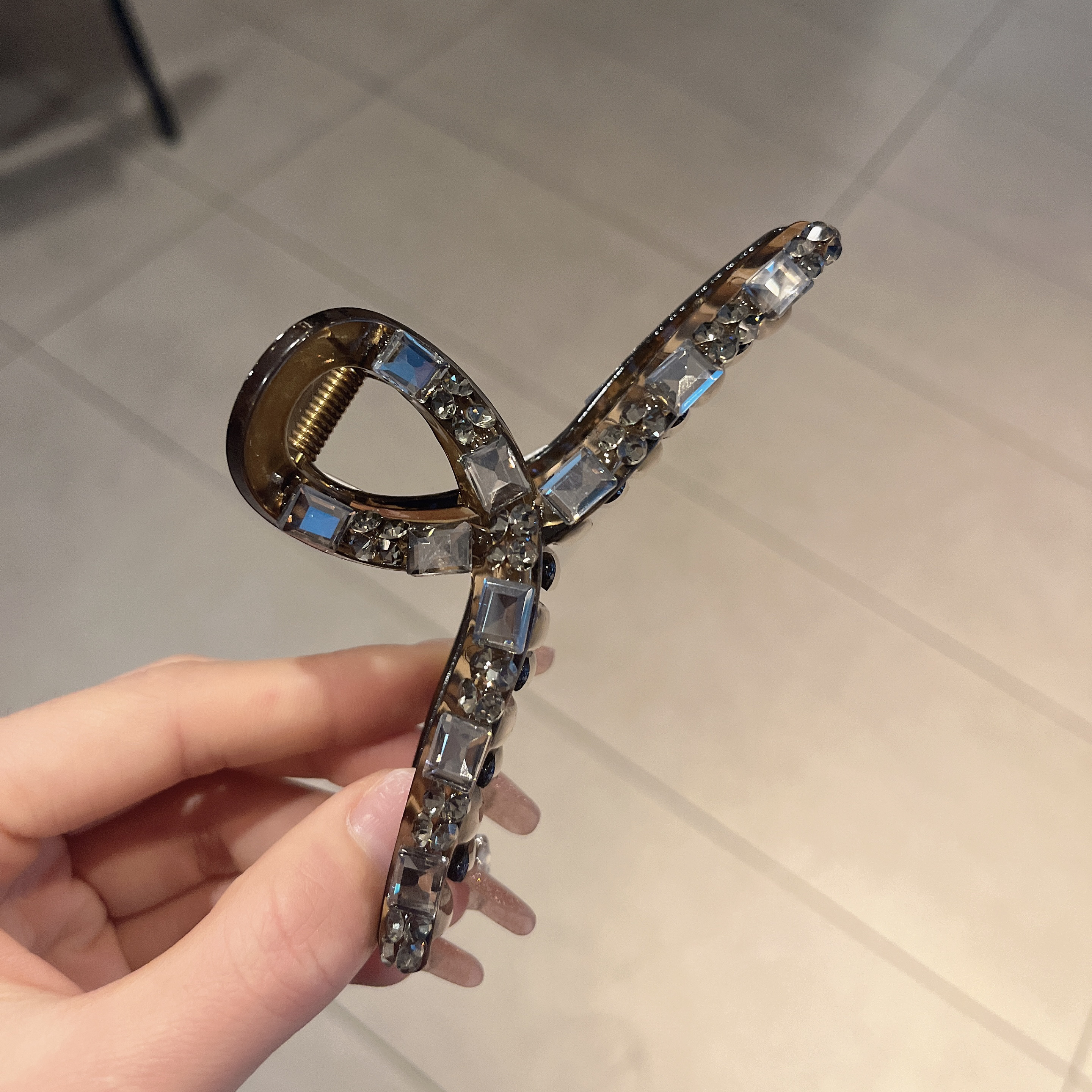 时尚百搭简约大抓夹后脑勺高级感夹子头饰