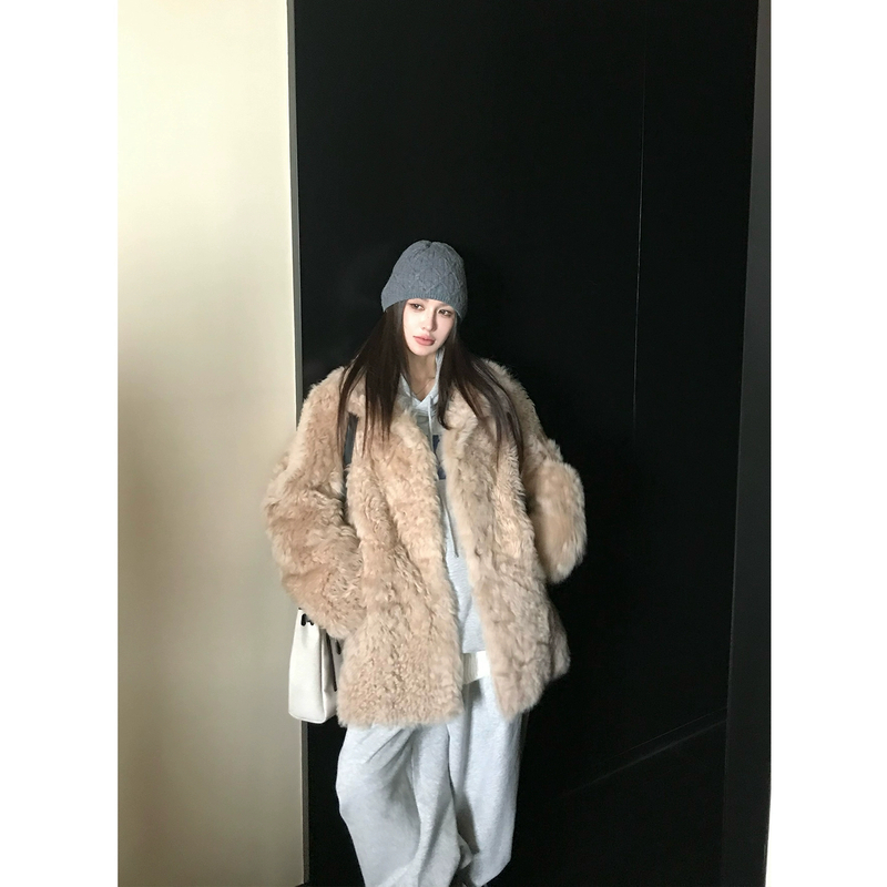 【一件出门】"韩女配方"进口托斯卡纳半卷羊皮毛一体立领皮草外套