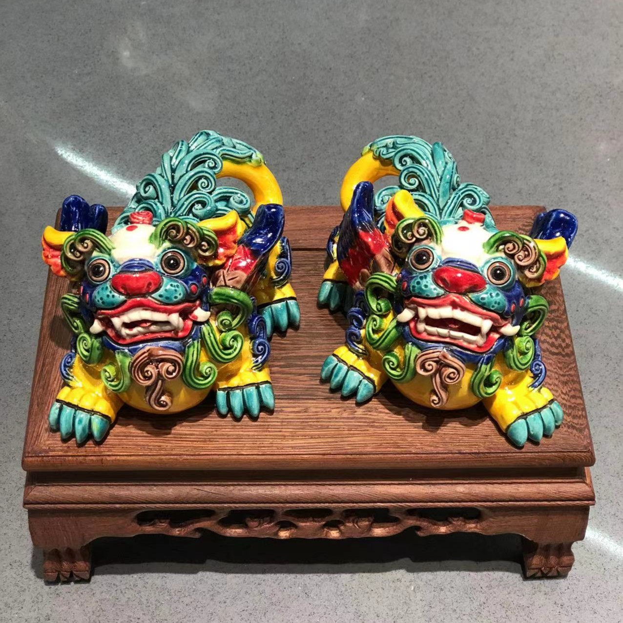 【多彩小貔貅】陶瓷制品，家居公司礼品装饰摆件，尺寸：9*10*7cm