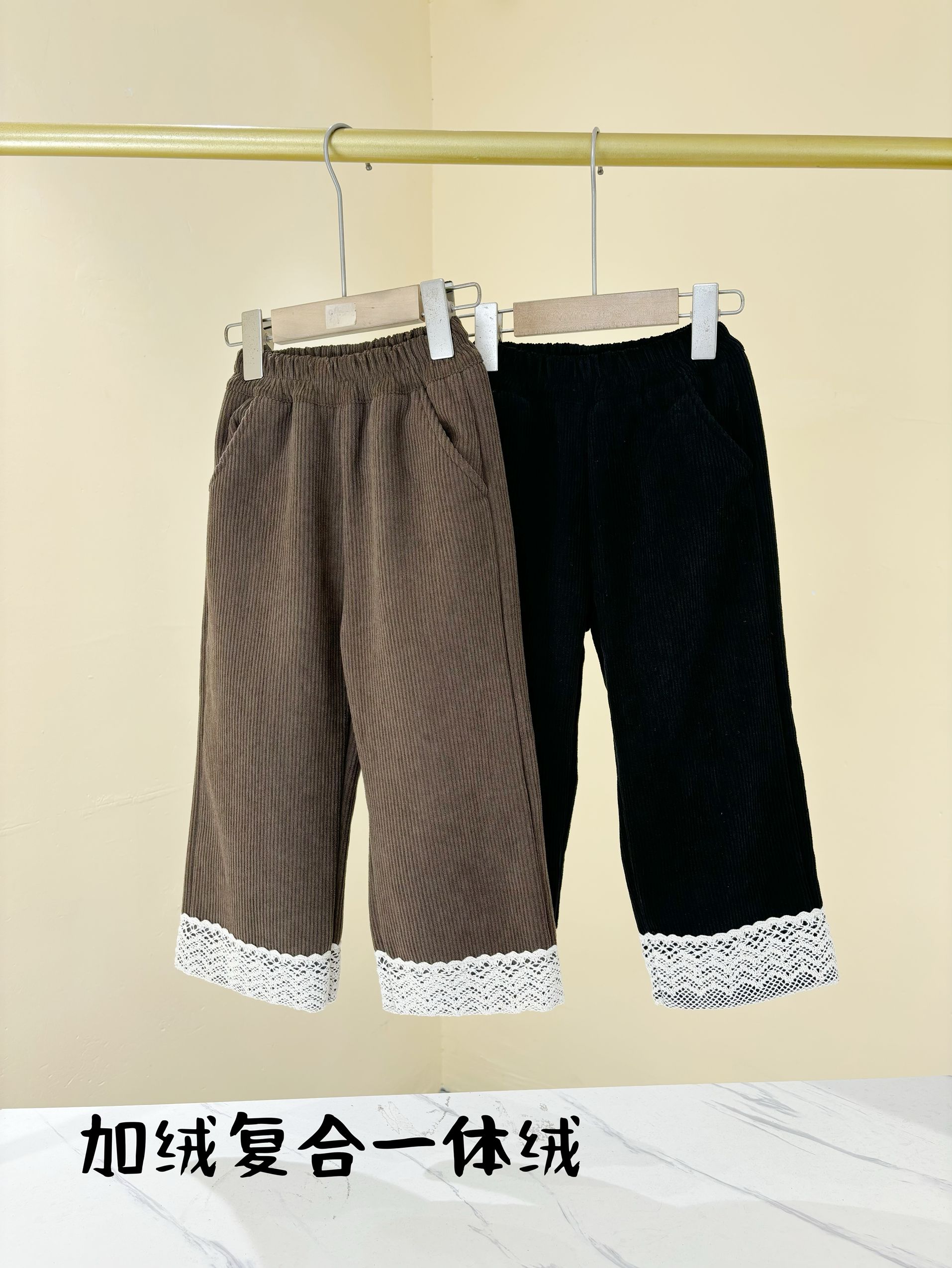 女童加绒裤子秋冬外穿加厚灯芯绒宝宝冬季薄绒阔腿裤儿童一体绒裤