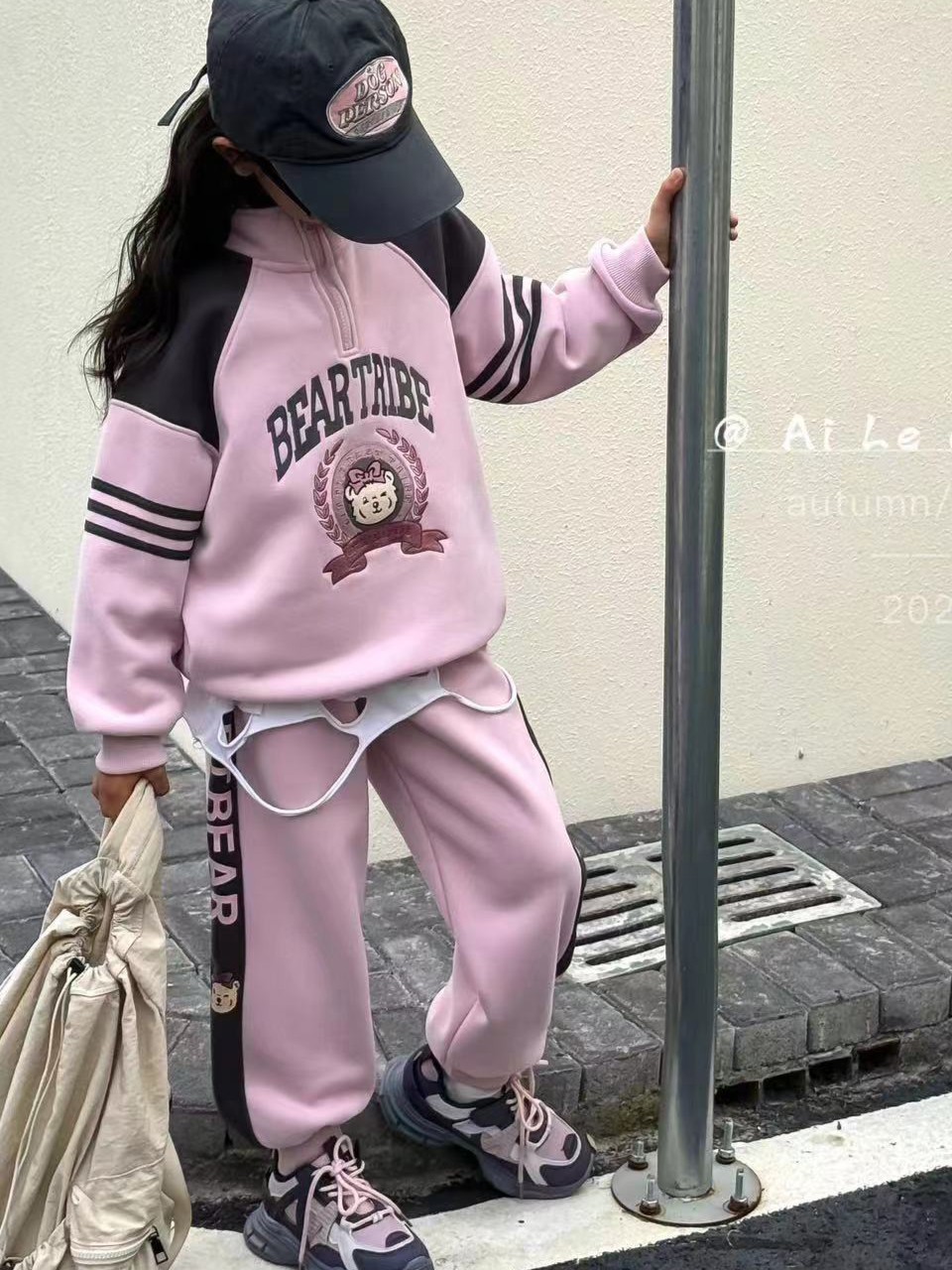 云01款 （001--200） 现女童冬季加绒新款组合套装