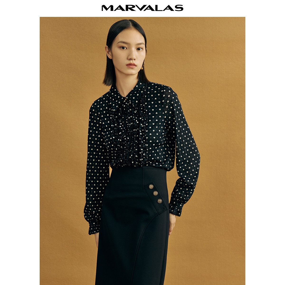 【陈大可】曼德诗春季上衣设计感小众木耳边女士衬衫M330117