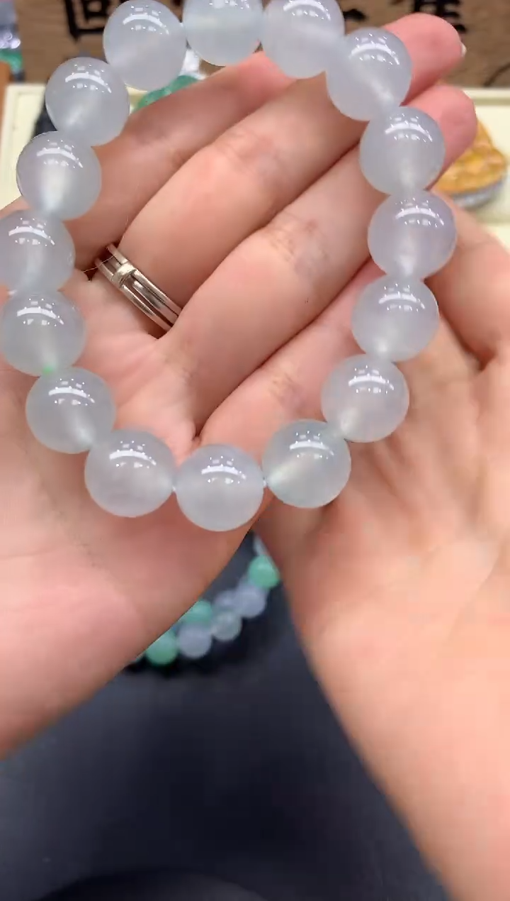 【闪购商品】翡翠手串未镶嵌550-多人
