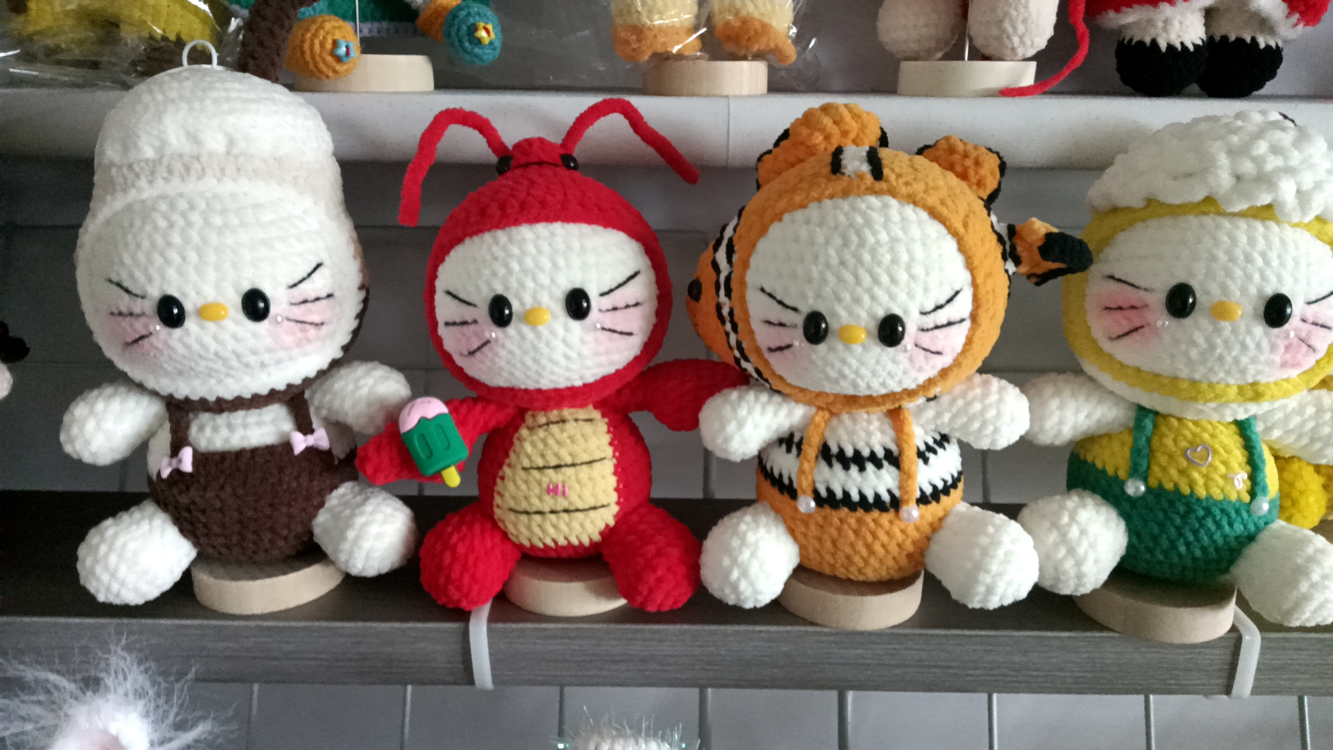 变装KT猫可以做挂件也可以做摆件