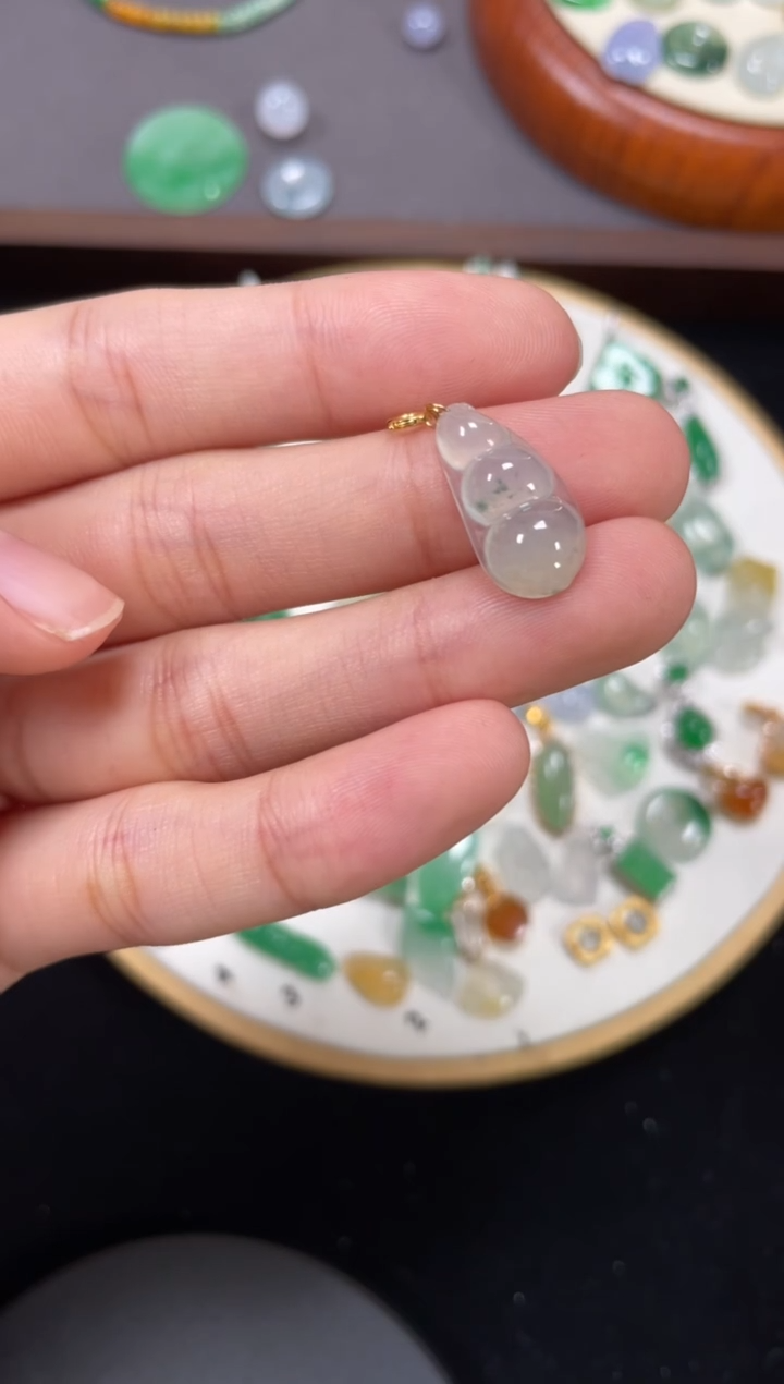 【闪购商品】翡翠吊坠(不含链)18K金镶嵌一个  JK235