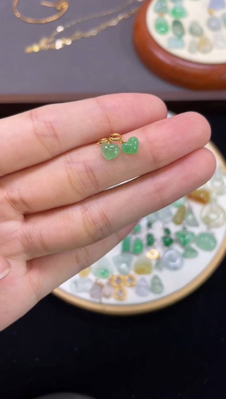 【闪购商品】翡翠吊坠(不含链)18K金镶嵌两个  JK430