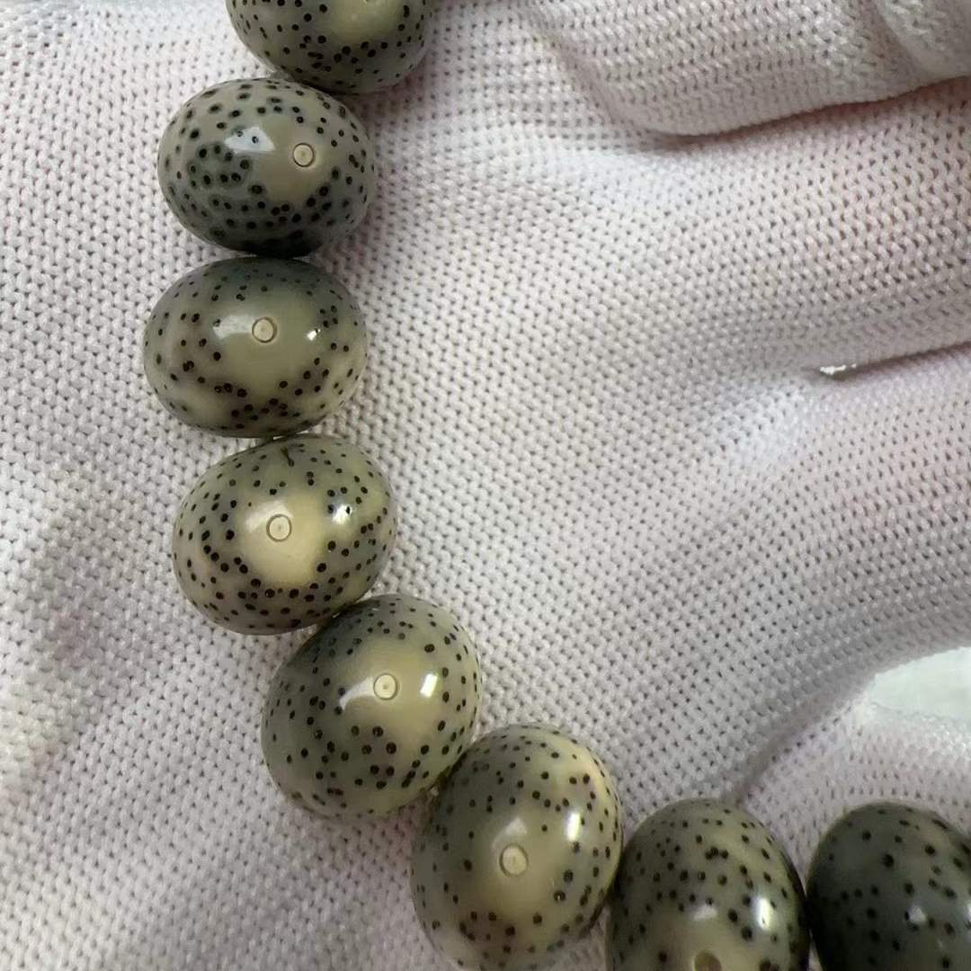 星月菩提海南原生态石玉料绿幽灵苹果珠14/11mm