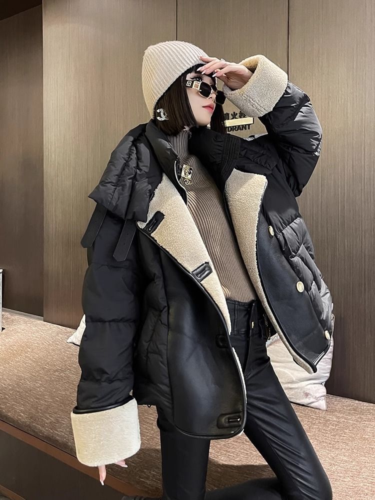 波司断码2023年冬季新款拼接设计感小众外穿羽绒服女法式加厚宽松