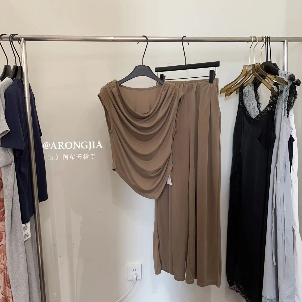 【ARONG阿荣家】套装08867-咖色-F