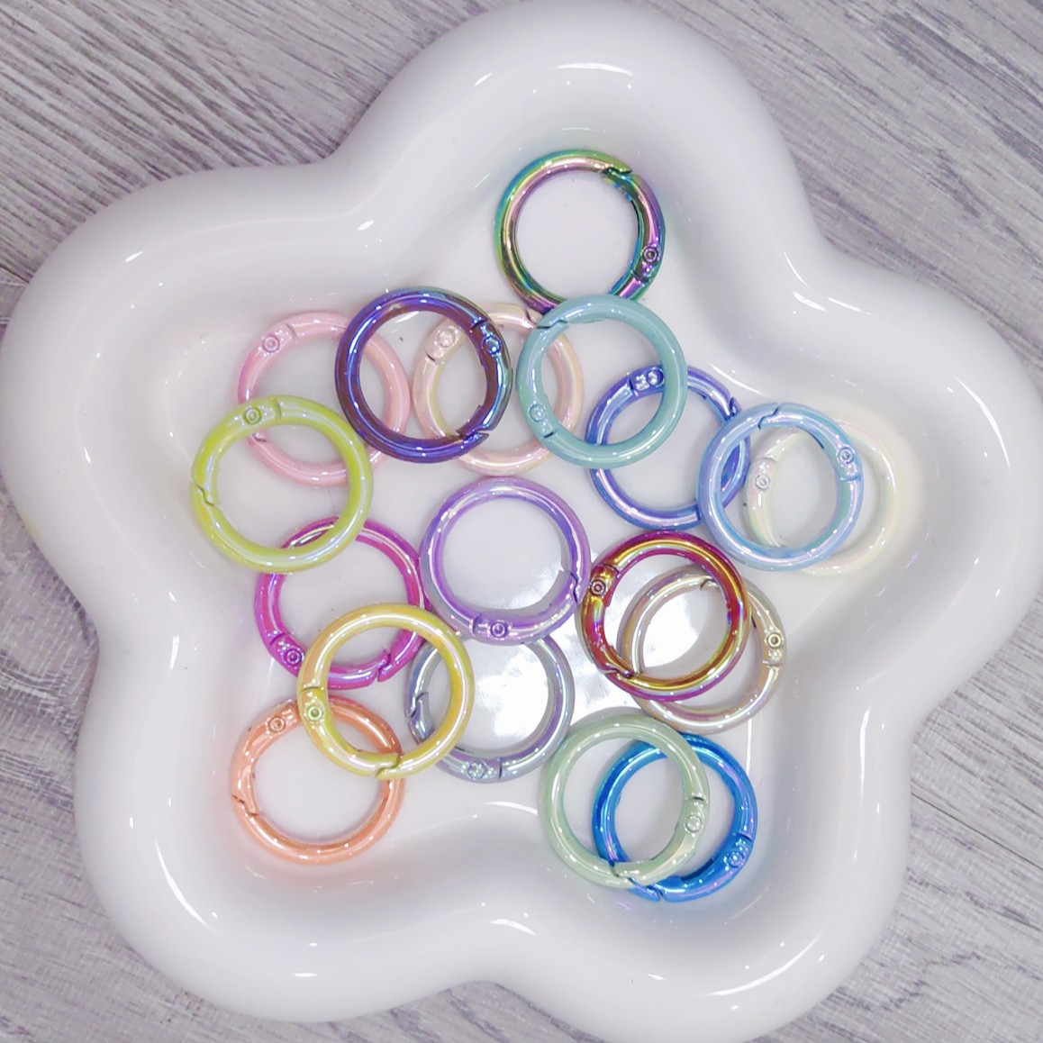 千汇金银色弹簧钥匙圈特色环扣DIY挂扣门扣压花钥匙圈彩色弹簧圈