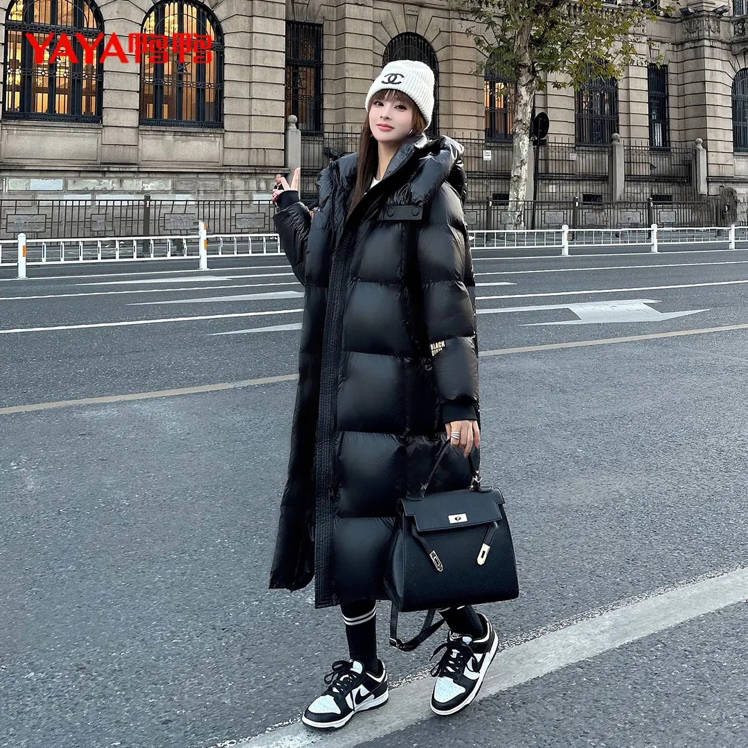 YAYA/鸭鸭韩版冬季高端奢金时尚潮流保暖白鸭绒加厚大长款羽绒服