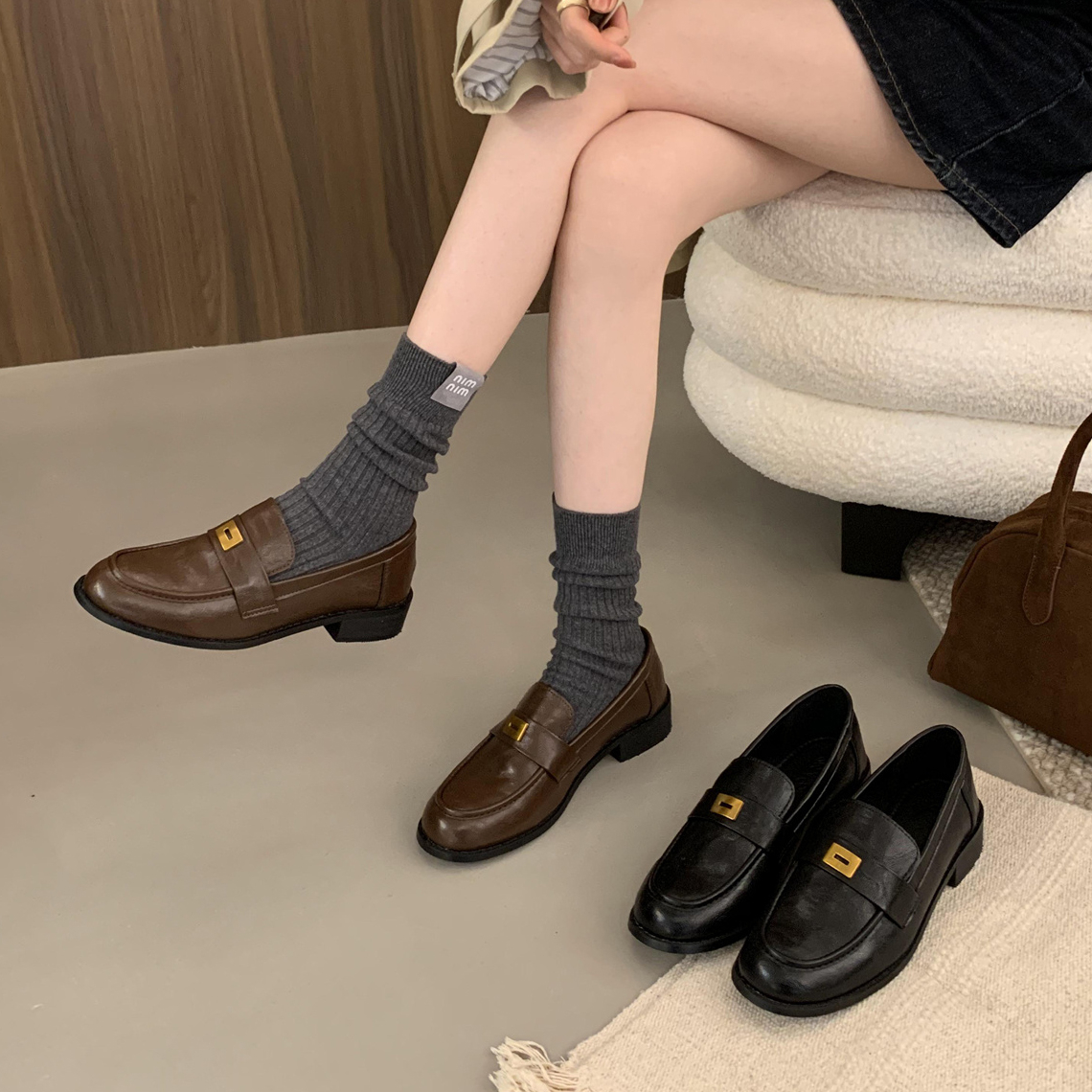 英伦小皮鞋女棕色复古乐福鞋豆豆鞋秋冬新款高级感单鞋粗跟女鞋子