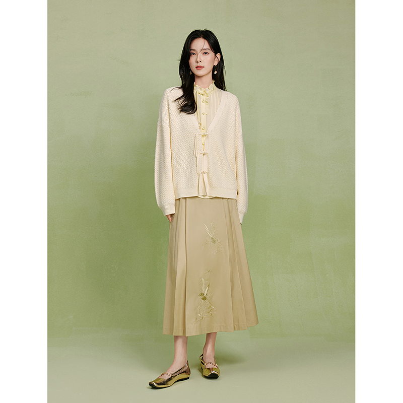 【雅丹风】茵曼米雷系列秋季新款新中式绣花木耳领衬衫18438106 CY