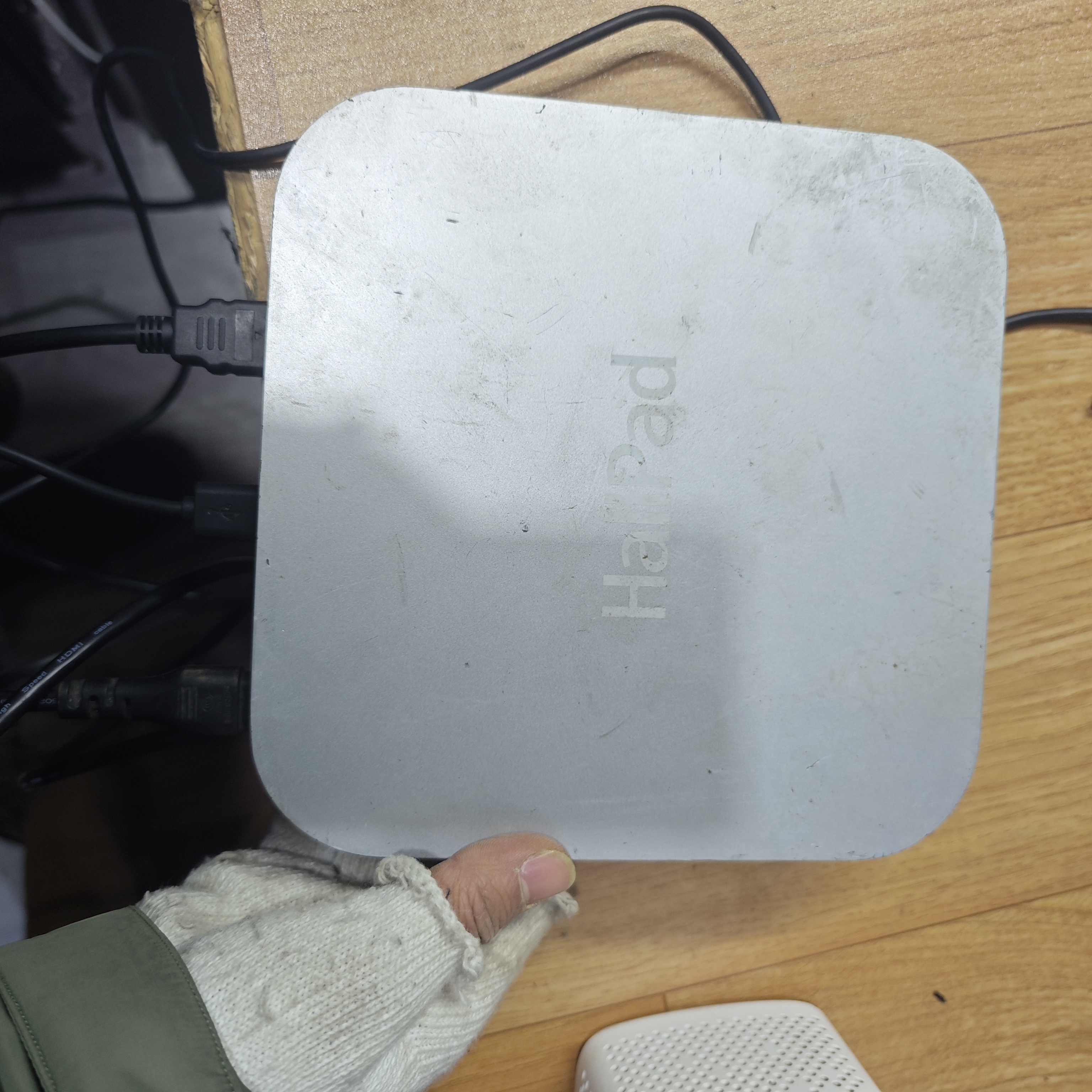 80新  网络播放器HallPad能开机显示没电源