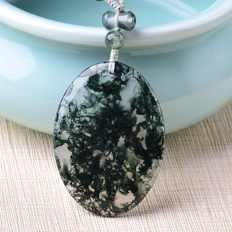 天然本地水草玛瑙椭圆形平安无事牌吊坠时尚女士百搭女款带圆珠链
