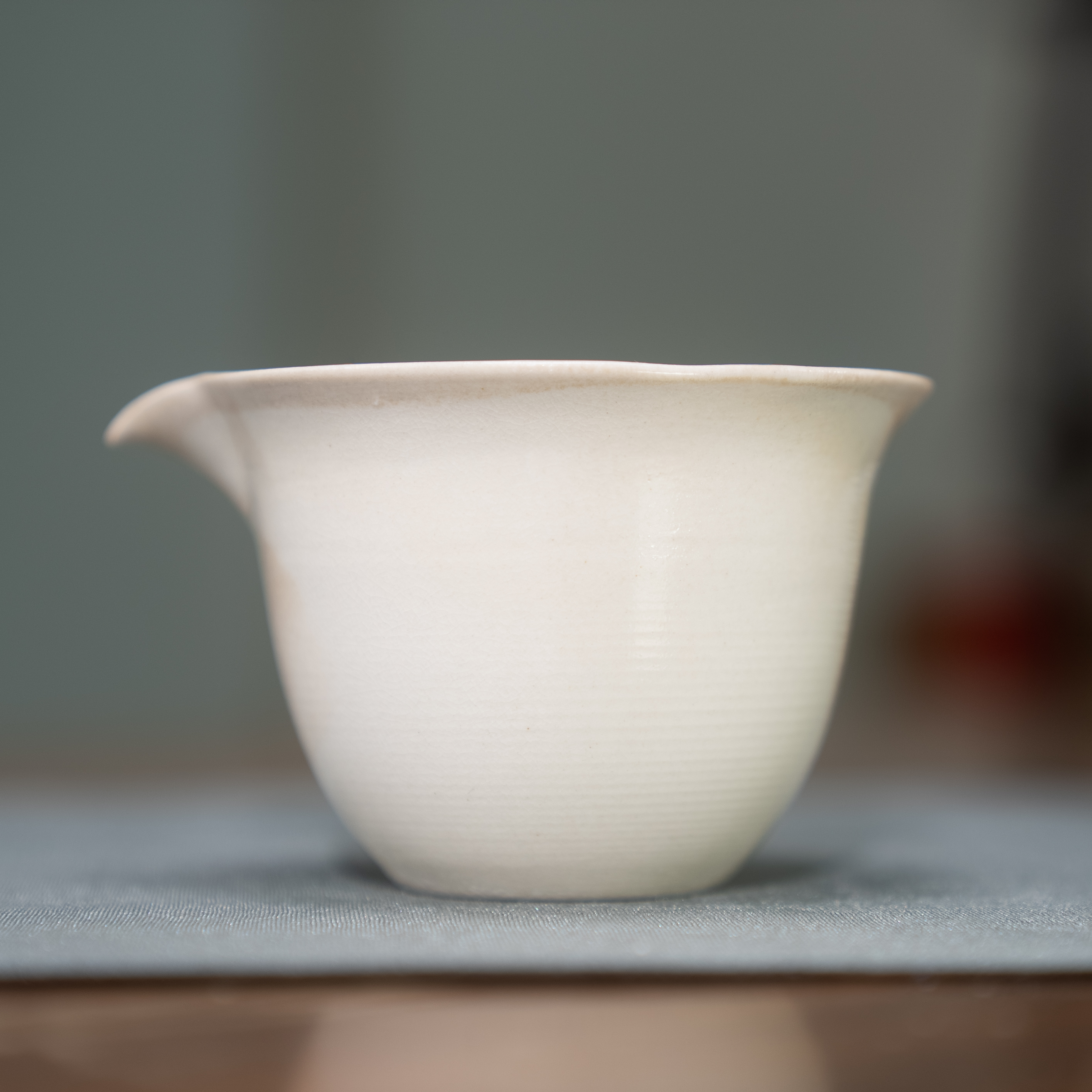 谢家阔 新款玉白云山大公道杯（手签款）