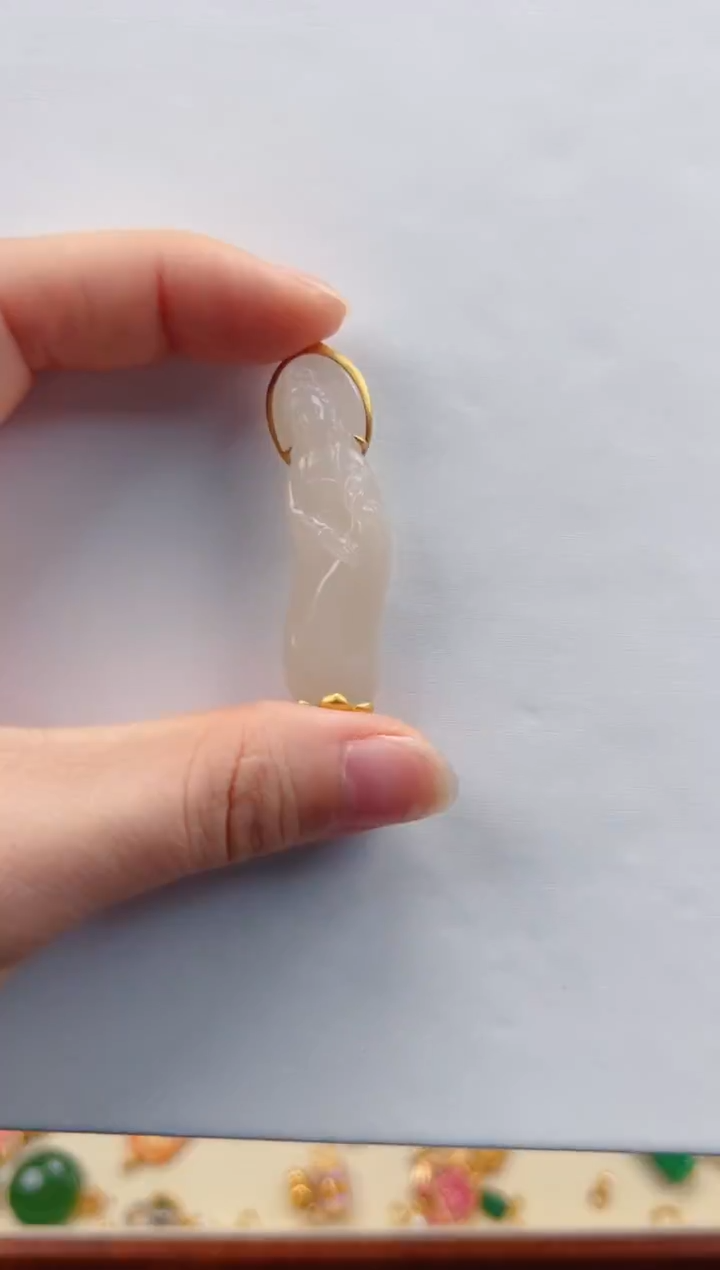 【闪购商品】和田玉挂饰18K金镶嵌，